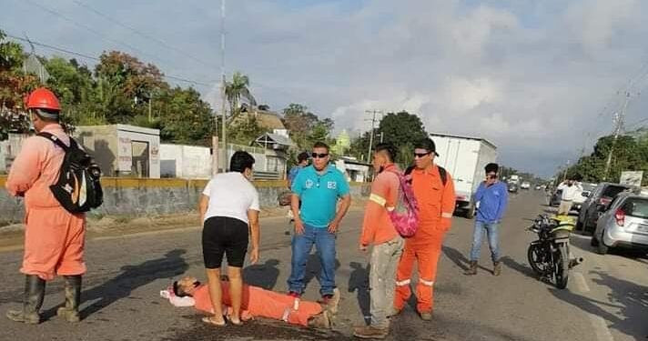 Se lo llevaron de corbata