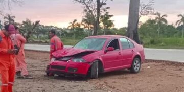 Chocaron “gandallas”