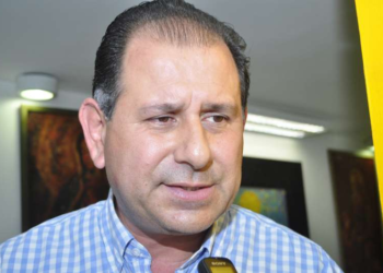 Aumento golpea a transportistas