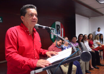 Rechaza PRI acuerdos en lo oscurito