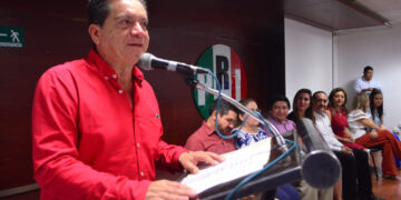 Rechaza PRI acuerdos en lo oscurito