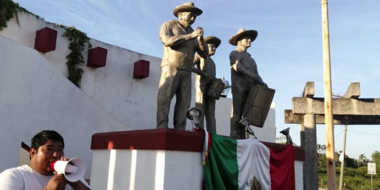 ¡Que viva don Fernando!