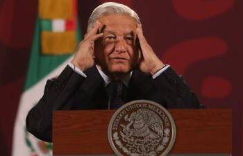 *El presidente avaló la farsa…”