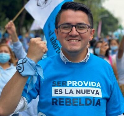 Un muerto al día, en promedio