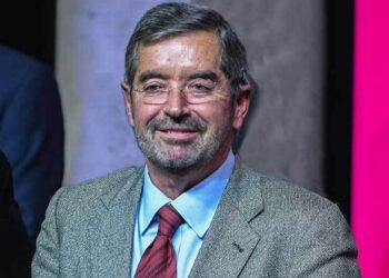 Se descarta Juan Ramón De la Fuente