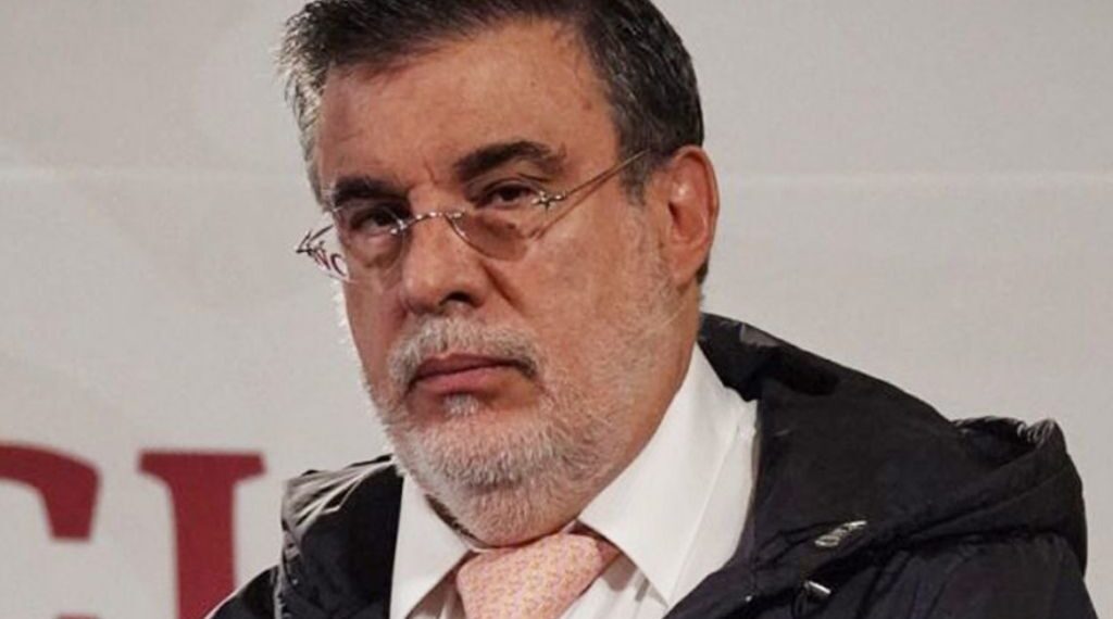 La libraron abogados