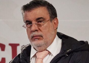 La libraron abogados