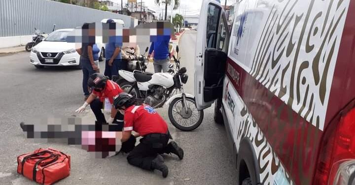 Se estampó contra un auto