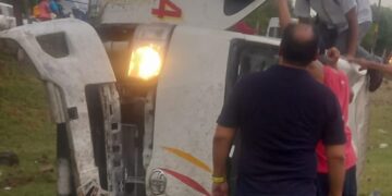 Rodó fuera de la carretera