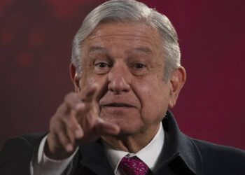 El Peje por la boca muere