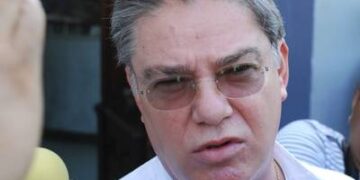 Los Aspirantes (X)- Fernando Mayans Canabal