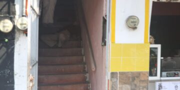 Rodó por las escaleras