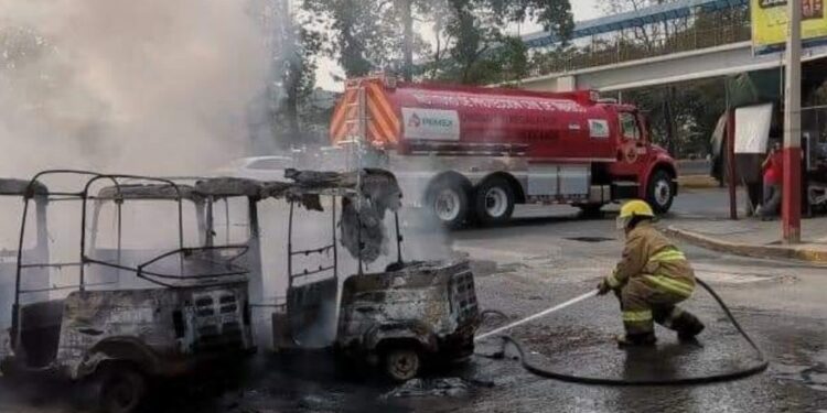 Pochis incendiados eran piratas