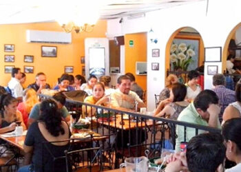Pega inflación a restauranteros