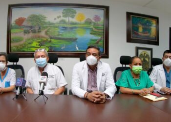 Se lavó las manos Mayans