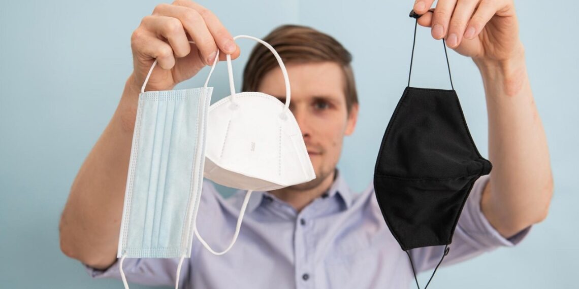 Termina cubrebocas en solo sugerencia