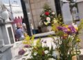 Aún en el panteón no olvidan a sus madres