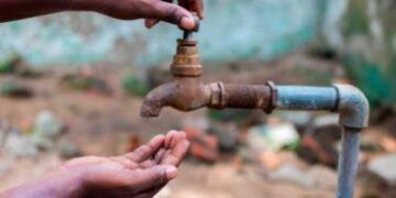 A cuenta gotas o de plano sin agua