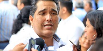 Desconoce PRI a regidora aplaudidora