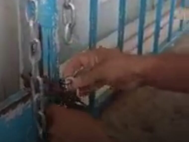 Ciudadanos de Macultepec toman delegación municipal.