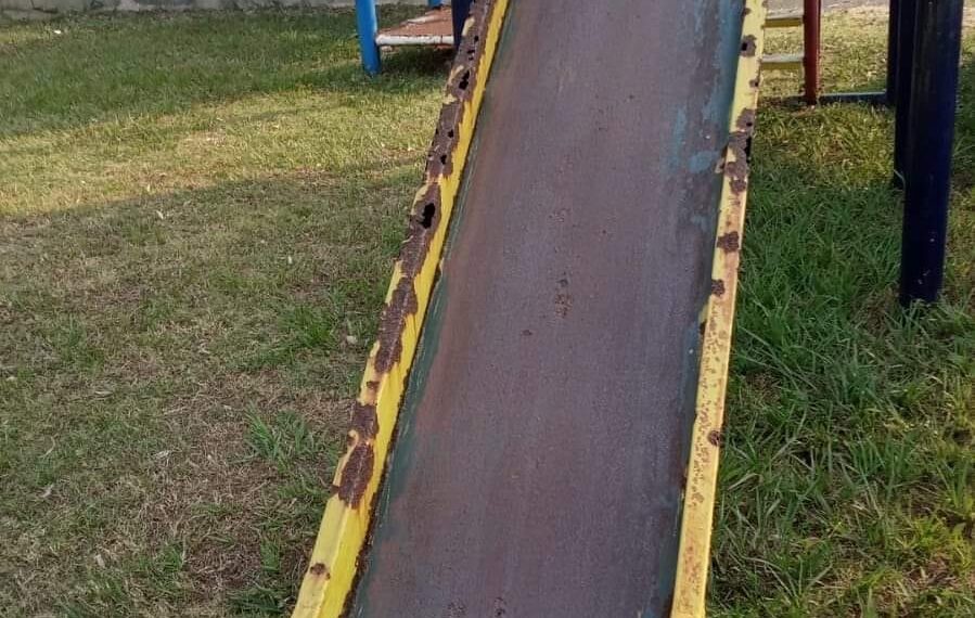 Deportiva herrumbrada