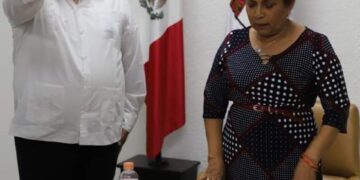 Reubican a funcionarios