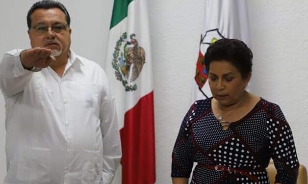 Reubican a funcionarios