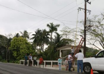 Sin luz, agua e internet