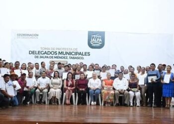 Imponen delegados en lo oscurito