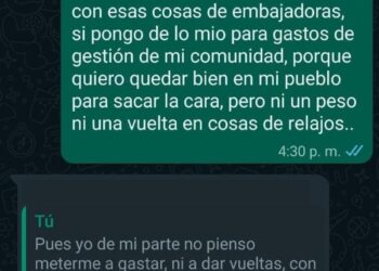 Le atan las manos