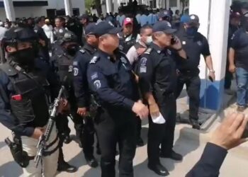 Toma Hernán Bermúdez mando y banco de armas