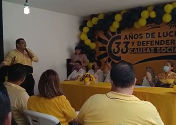 Celebran perredistas 33 años de la creación de su partido