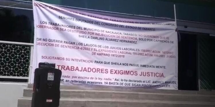 Exigen extrabajadores de Nacajuca pagos de laudos.