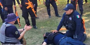 Reciben capacitación médica