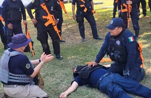 Reciben capacitación médica