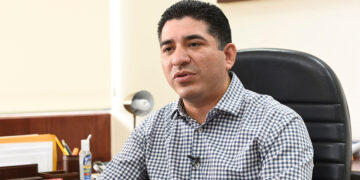 Estafadas por colegio de David Gustavo Rodríguez