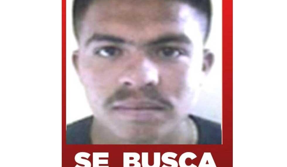 Militares buscan a El Chueco