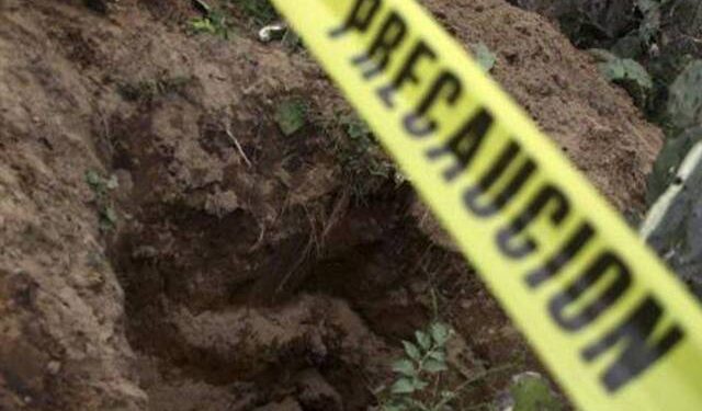 Encuentran cadáveres en fosas clandestinas