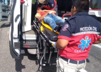 Se enredó con su propio remolque