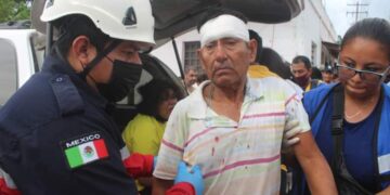 Tropezó, cayó y convulsionó