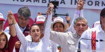 Denuncian a “corcholatas”