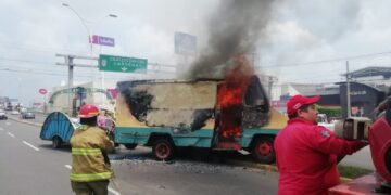 Chocó y se incendió
