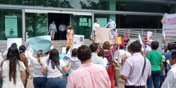 Defienden la familia