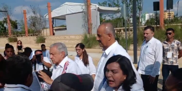 Excluyeron opinión de la gente en el malecón