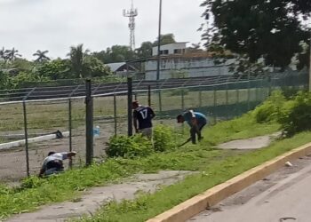 Limpian parque Tabasco