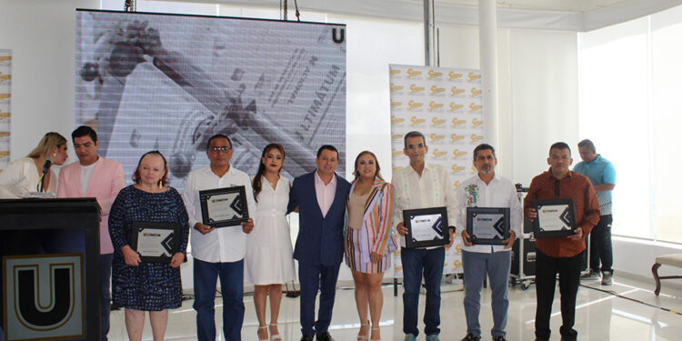 Larga vida a la gran familia Ultimátum