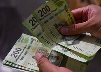 Aumento salarial a burócratas federales