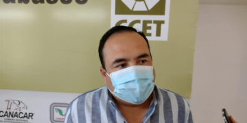 Le cargan la mano a los empresarios