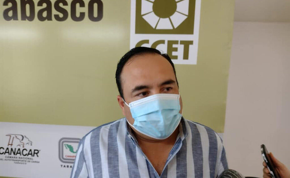 Le cargan la mano a los empresarios