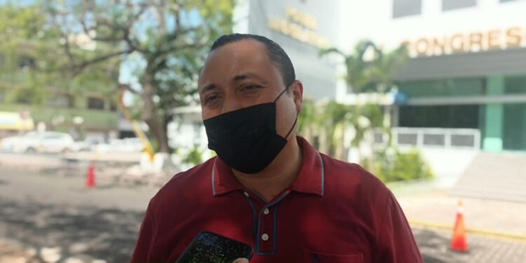 Cunde COVID-19 en Congreso local